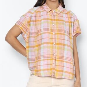 💥BOGO💥 American Eagle Outfitters Pink and Orange Plaid Button Down Shirt